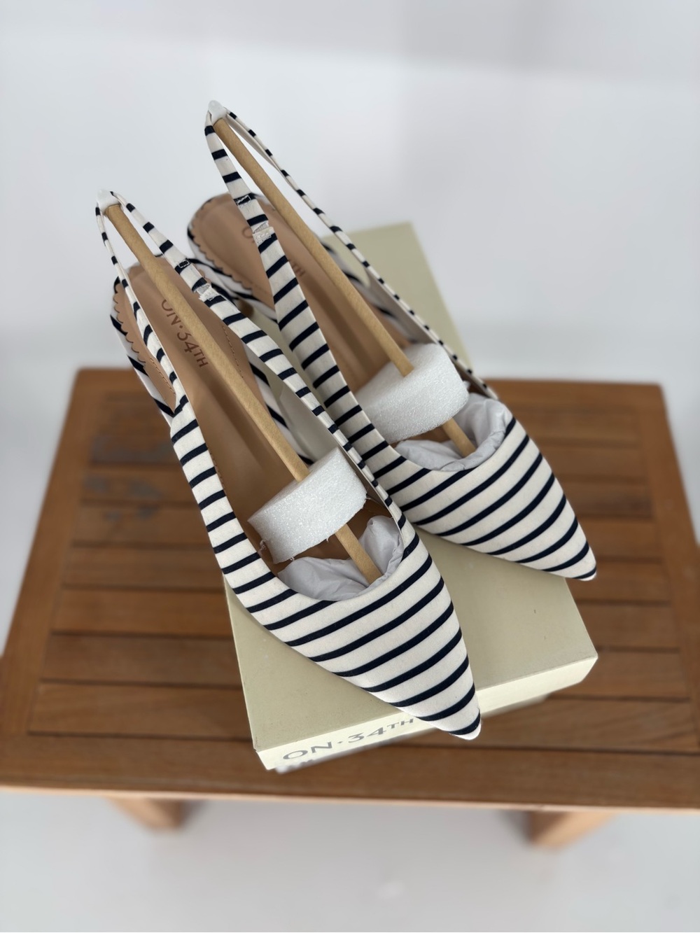 New on 34th Women’s Striped Slingback Pointed Toe Flats - Black & White size 9M